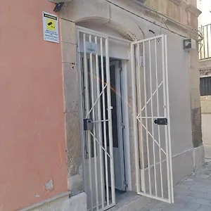Mary Maira , Syracuse Italia